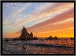 Plaża Martins Beach, Chmury, Skały, Morze, Zachód słońca, Miejscowość Half Moon Bay, Kalifornia, Stany Zjednoczone