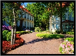 Polska, Gdańsk, Park Oliwski im. Adama Mickiewicza, Ogród, Dworek, Budynek, Kwiaty, Zieleń, Alejka, Ścieżka, Droga