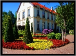Polska, Gdańsk, Park Oliwski im. Adama Mickiewicza, Budynek, Dworek, Alejka, Ścieżka, Kwiaty, Rośliny