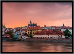 Praga, Czechy, Panorama, Zamek na Hradczanach, Katedra Świętych Wita Wacława i Wojciecha, Hradczany, Domy, Rzeka Wełtawa, Wschód słońca