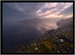 Jezioro Ładoga, Brzeg, Skały, Chmury, Mgła, Republika Karelii, Rosja