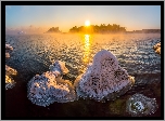 Jezioro Ładoga, Drzewa, Lód, Wschód słońca, Mgła, Karelia, Rosja
