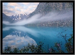 Jezioro Szawlińskie, Mgła, Rośliny, Góry Ałtaj, Republika Ałtaju, Rosja