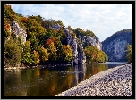 Rzeka, Skały, Drzewa, Jesień