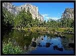 Stany Zjednoczone, Stan Kalifornia, Park Narodowy Yosemite, Rzeka, Góry, Drzewa