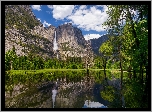 Park Narodowy Yosemite, Góry, Sierra Nevada, Wodospad Yosemite, Zielone, Drzewa, Rzeka, Kalifornia, Stany Zjednoczone