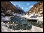 Góry, Pasmo Skaliste, Kaukaz, Rzeka Cherek, Śnieg, Kamienie, Kabardo-Bałkaria, Rosja