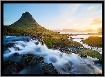 Islandia, Góra Kirkjufell, Wodospad Kirkjufellsfoss, Rzeka, Kamienie, Wschód słońca