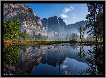 Stany Zjednoczone, Kalifornia, Park Narodowy Yosemite, Góry, Rzeka, Drzewa, Odbicie