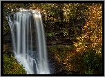 Stany Zjednoczone, Stan Karolina Północna, Highlands, Las państwowy, Nantahala National Forest, Wodospad Dry Falls, Skały, Drzewa