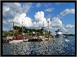 Norwegia, Oslo, Obłoki, Przystań, Morze, Wybrzeże, Domy, Żaglówki, Statek