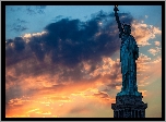 Statua, Wolności, Chmury, Przebijające, Światło, USA