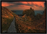 Szkocja, Stonehaven, Morze, Zamek Dunnottar, Skała, Zachód słońca, Chmury