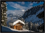 Niemcy, Bawaria, Obermaiselstein, Alpy Algawskie, Zima, Góry, Ośnieżone, Świerki, Szopa
