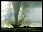 Tornado, Pole