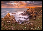 Morze, Zachód słońca, Skały, Wybrzeże, Chmury, Przylądek, Pointe de Trenaouret, Bretania, Francja