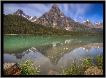 Góra, Mount Chephren, Jezioro, Waterfowl Lake, Rośliny, Kamienie, Drzewa, Park Narodowy Banff, Alberta, Kanada