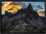 Góry, Dolomity, Masyw Tre Cime di Lavaredo, Domy, Chmury, Włochy