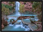 Wodospad Havasu Falls, Rzeka Havasu Creek, Park Narodowy Wielkiego Kanionu, Kanion, Skały, Drzewa, Arizona, Stany Zjednoczone