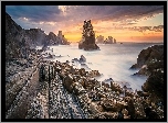 Hiszpania, Wybrzeże Costa Quebrada, Zachód słońca, Skały, Morze