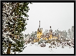 Pałac Peles, Castelul Peleş, Miejscowość Sinaia, Rumunia, Drzewa, Zima