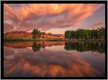 Jezioro, Lake Chatfield, Wschód słońca, Drzewa, Chmury, Kolorado, Stany Zjednoczone
