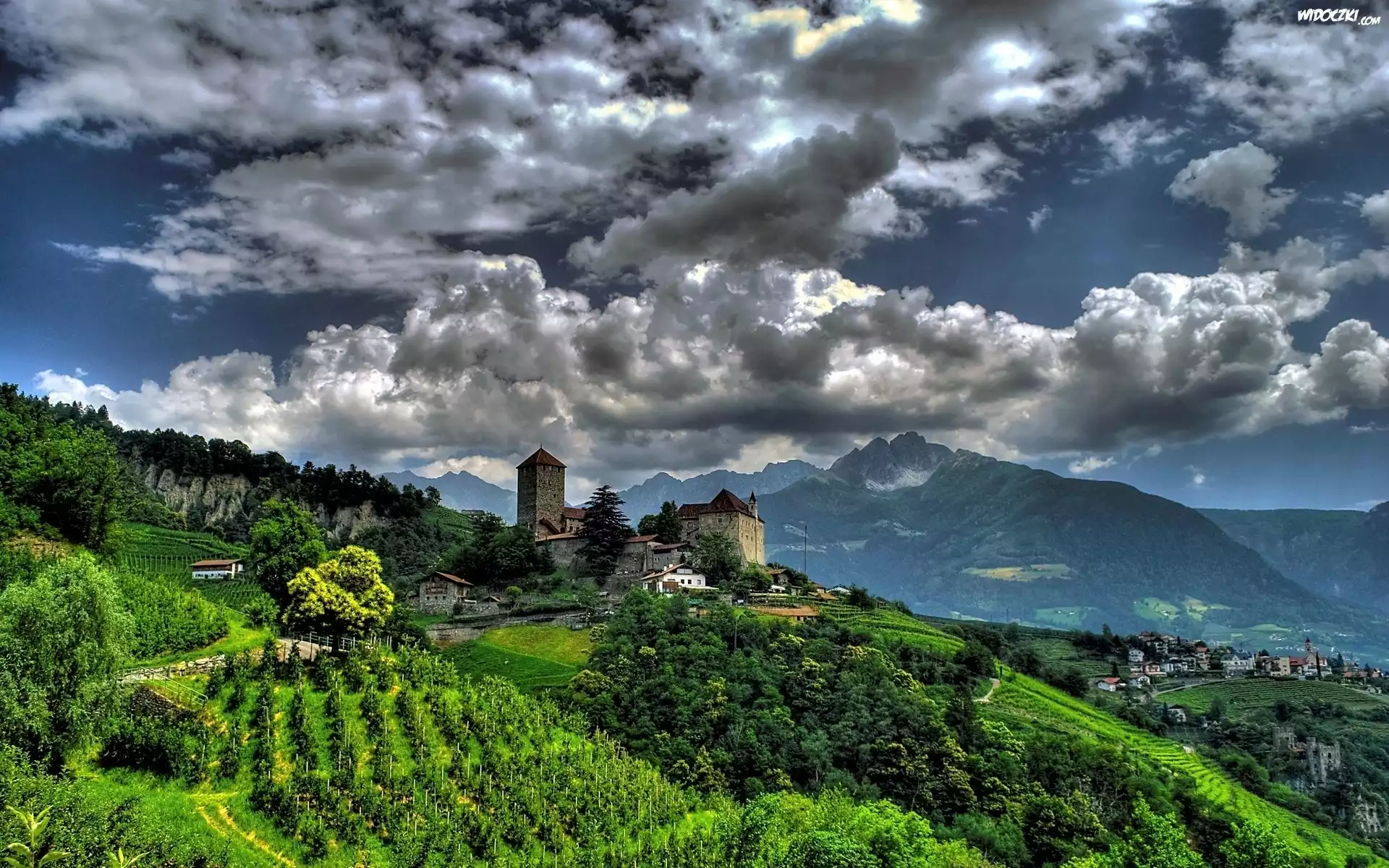Wioska, Łąki, Pola, Góry, Chmury, Południowy, Tyrol, Austria