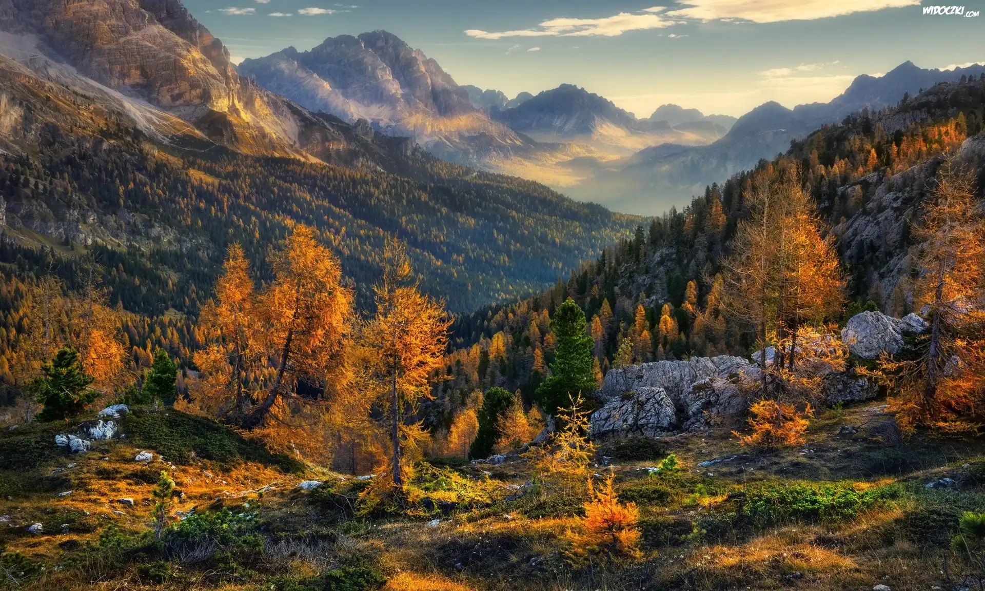 Włochy, Alpy, Dolomity, Jesień, Góry, Kamienie, Świerki