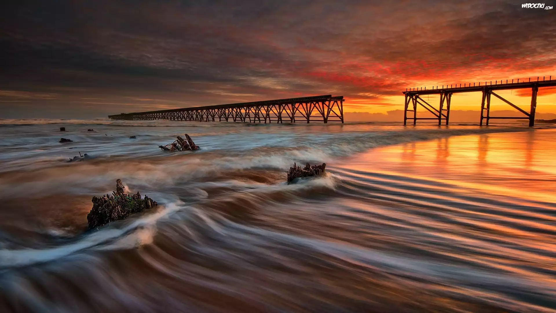 Anglia, Hrabstwo Durham, Miasto Hartlepool, Molo Steetley Pier, Morze Północne, Zachód słońca, Chmury