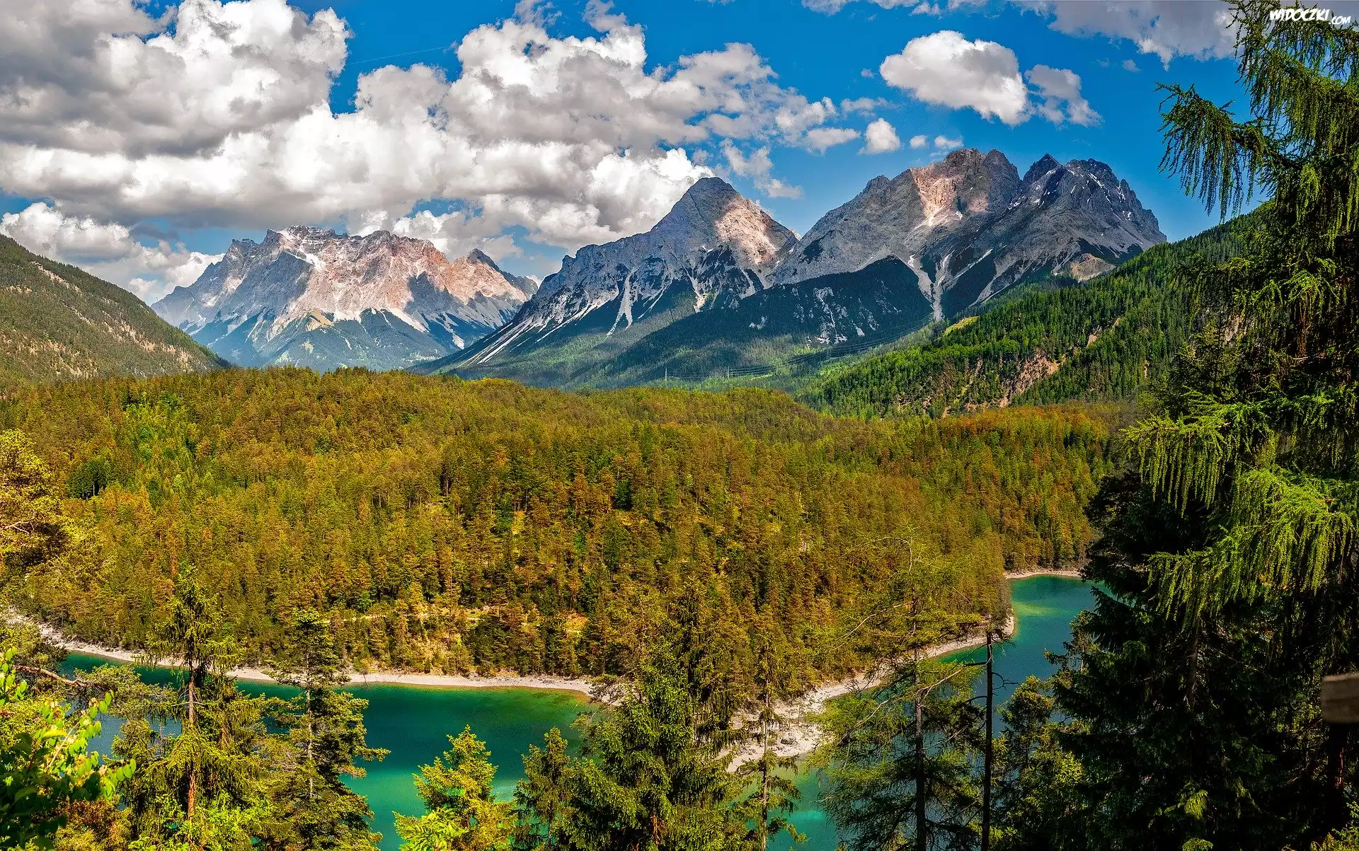 Góry, Alpy, Jezioro Blindsee, Lasy, Drzewa, Chmury, Tyrol, Austria