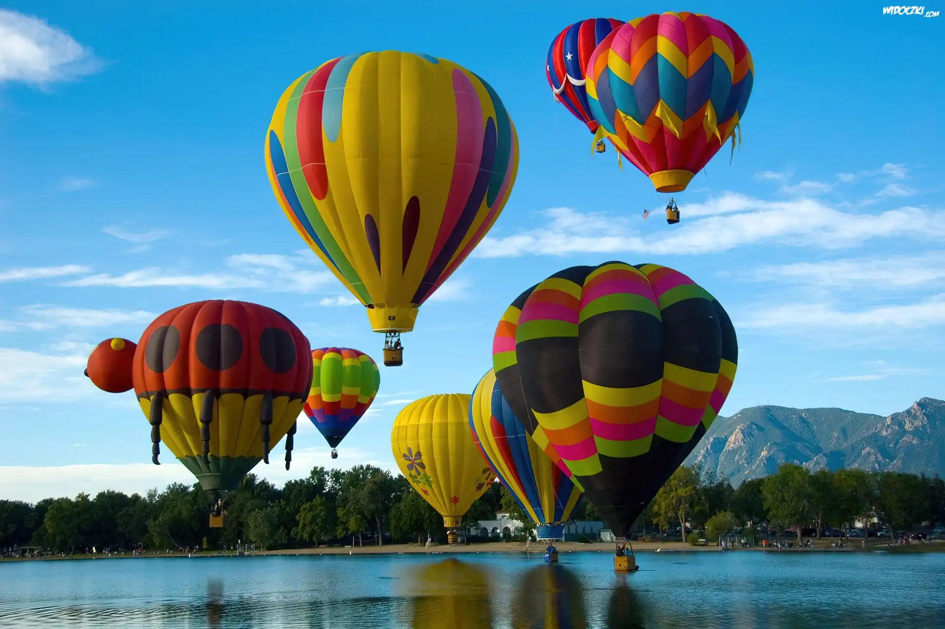 Balony, Jezioro
