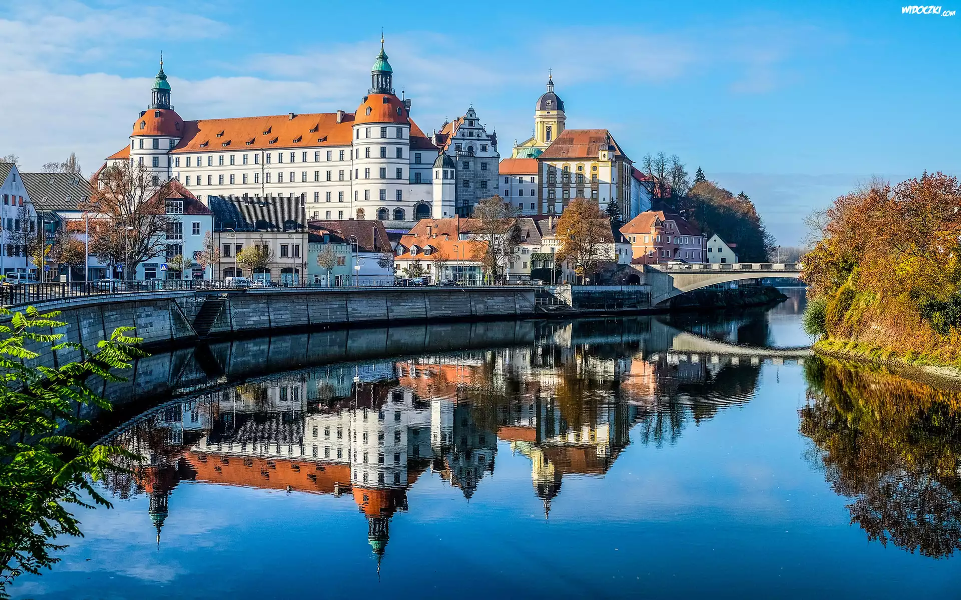 Niemcy, Bawaria, Zamek Neuburg Castle, Rzeka Dunaj, Odbicie