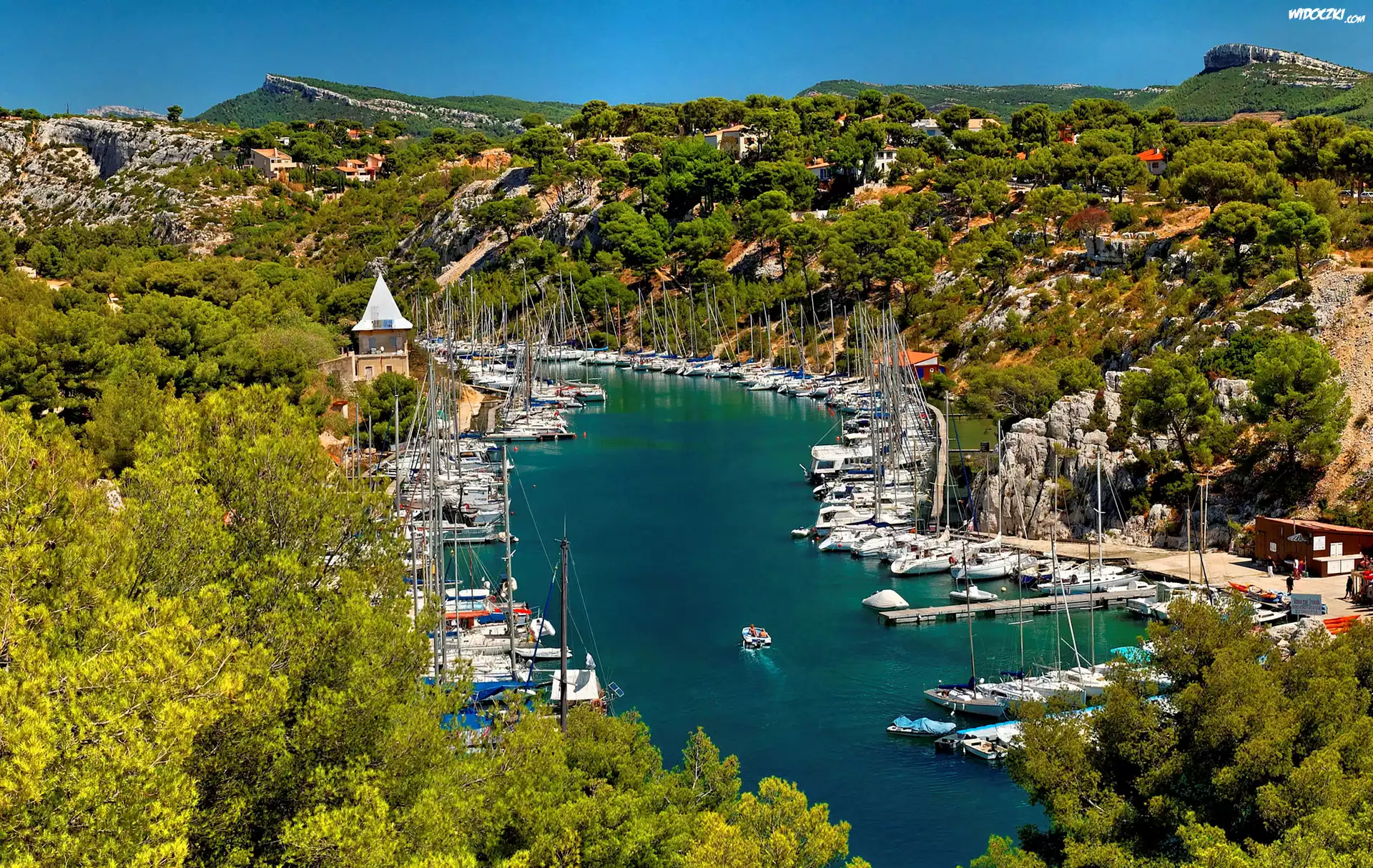 Francja, Zatoka Calanque de Port-Miou, Wzgórza, Jachty, Łodzie, Budynki