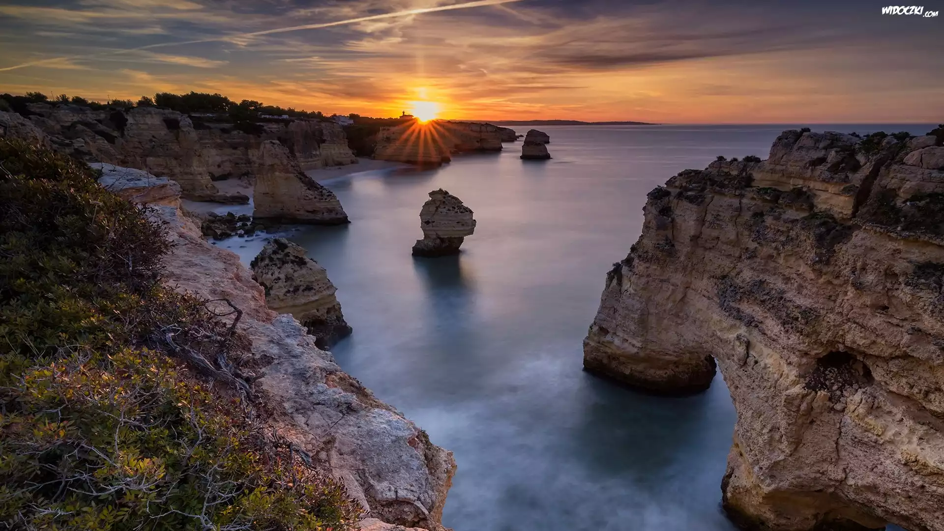 Wybrzeże, Skały, Chmury, Wschód słońca, Morze, Ocean Atlantycki, Region Algarve, Portugalia