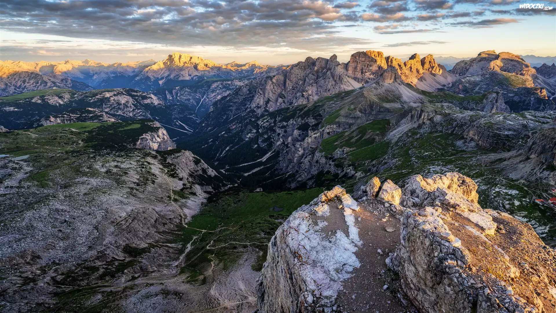 Wschód słońca, Góry, Dolomity, Skały, Dolina, Włochy