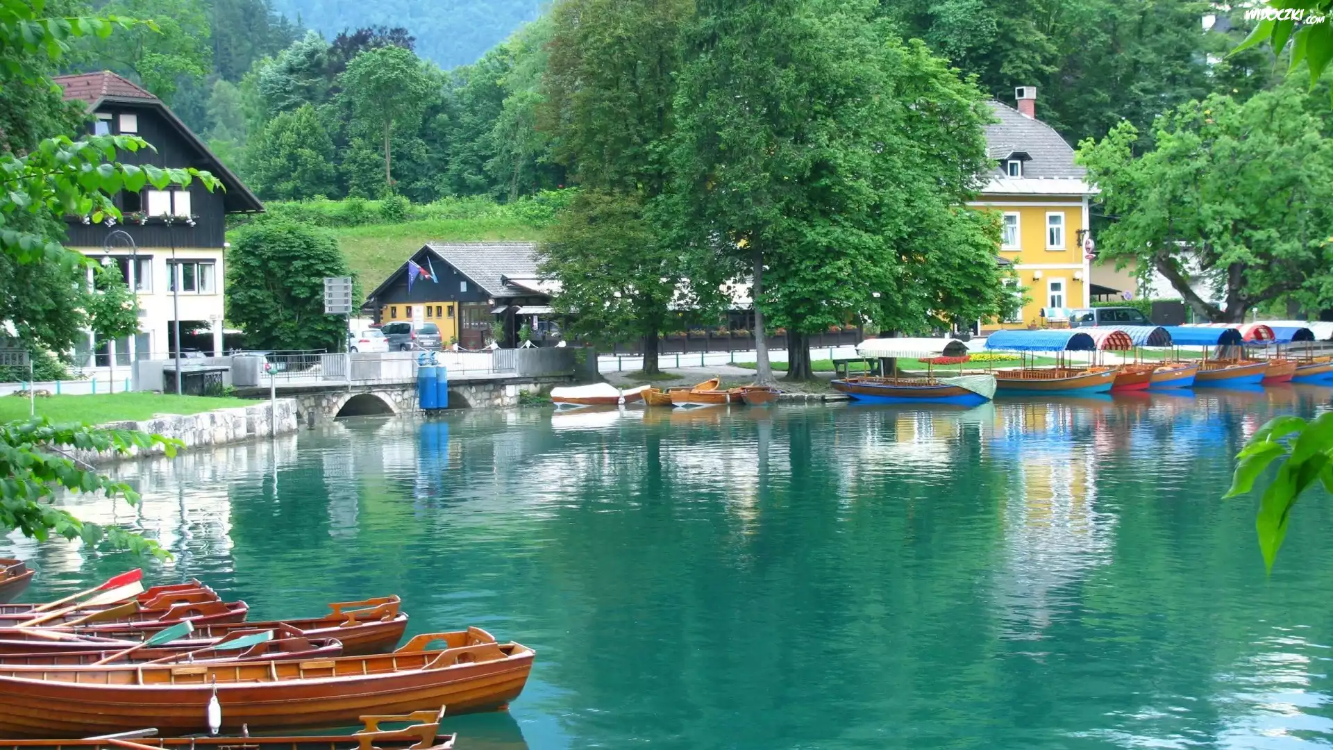 Domy, Łódki, Jezioro, Bled, Słowenia