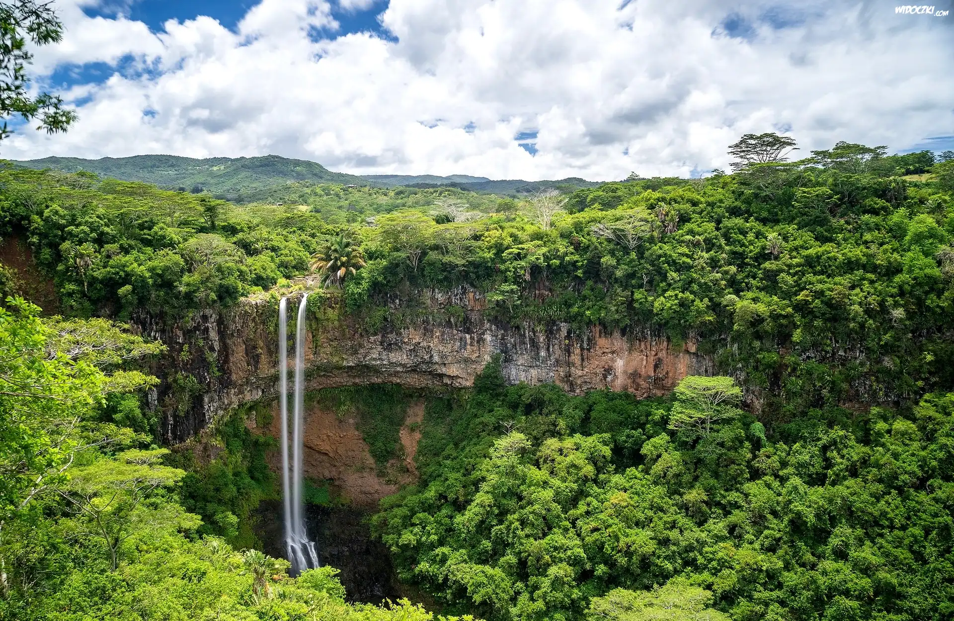 Mauritius, Chamarel, Parku Narodowym Chamarel, Skały, Wodospad Chamarel, Drzewa