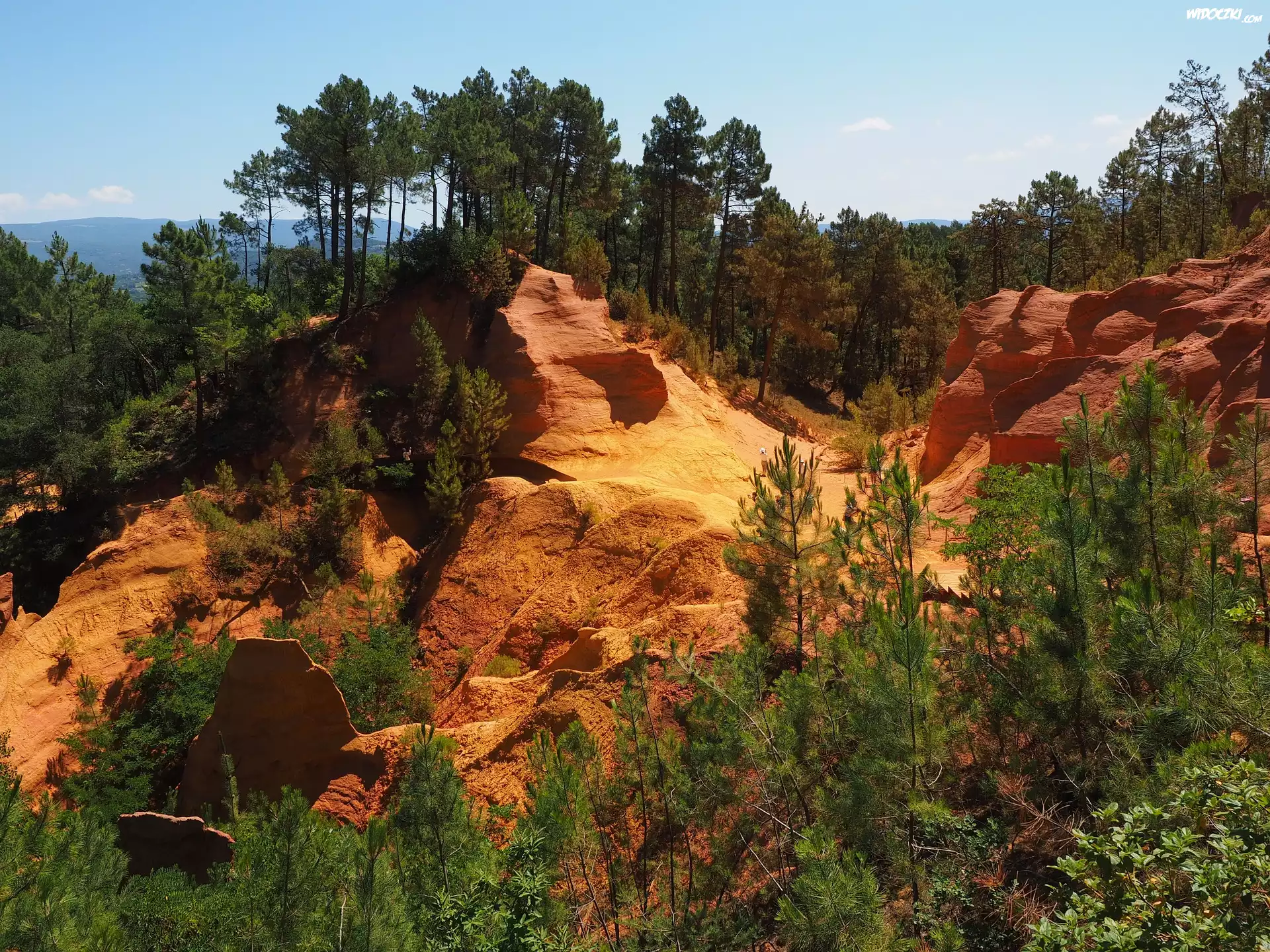 Ska³y, Ochra, Drzewa, Punkt widokowy, The Provencal Colorado, Roussillon, Prowansja, Francja