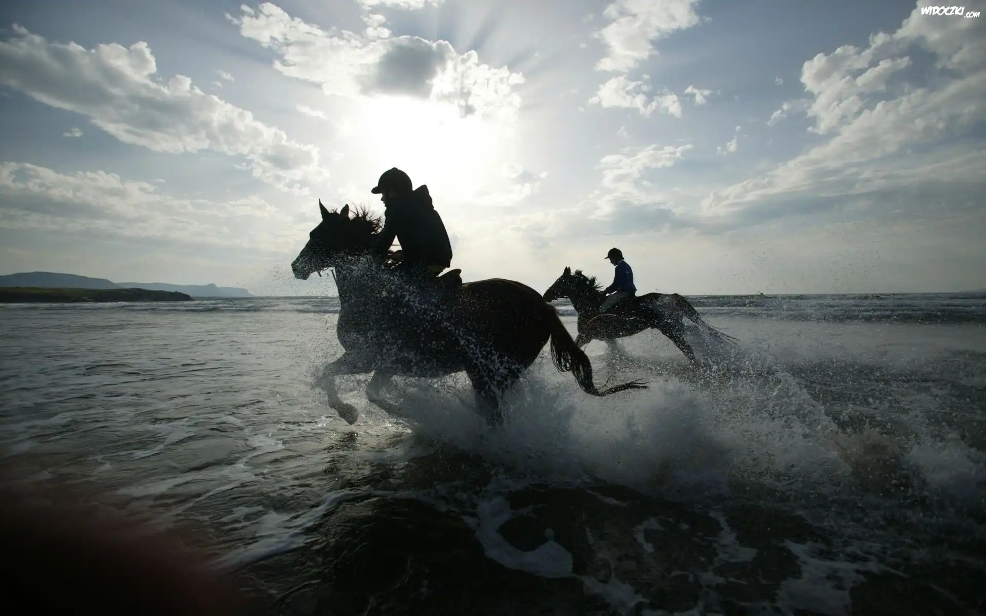 Konie, Dżokeje, Morze