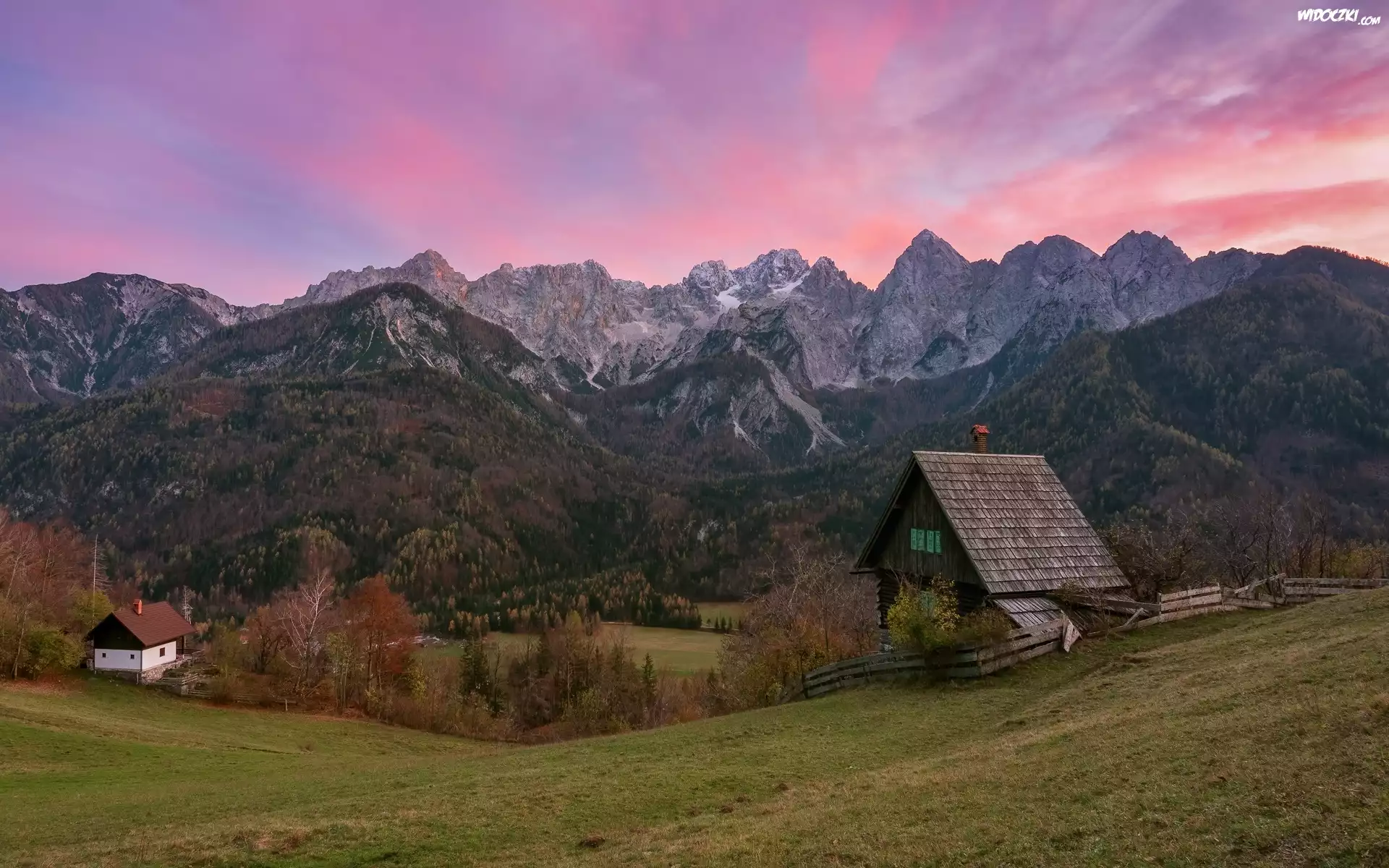 Góry, Alpy Julijskie, Las, Drzewa, Domy, Kranjska Gora, Słowenia