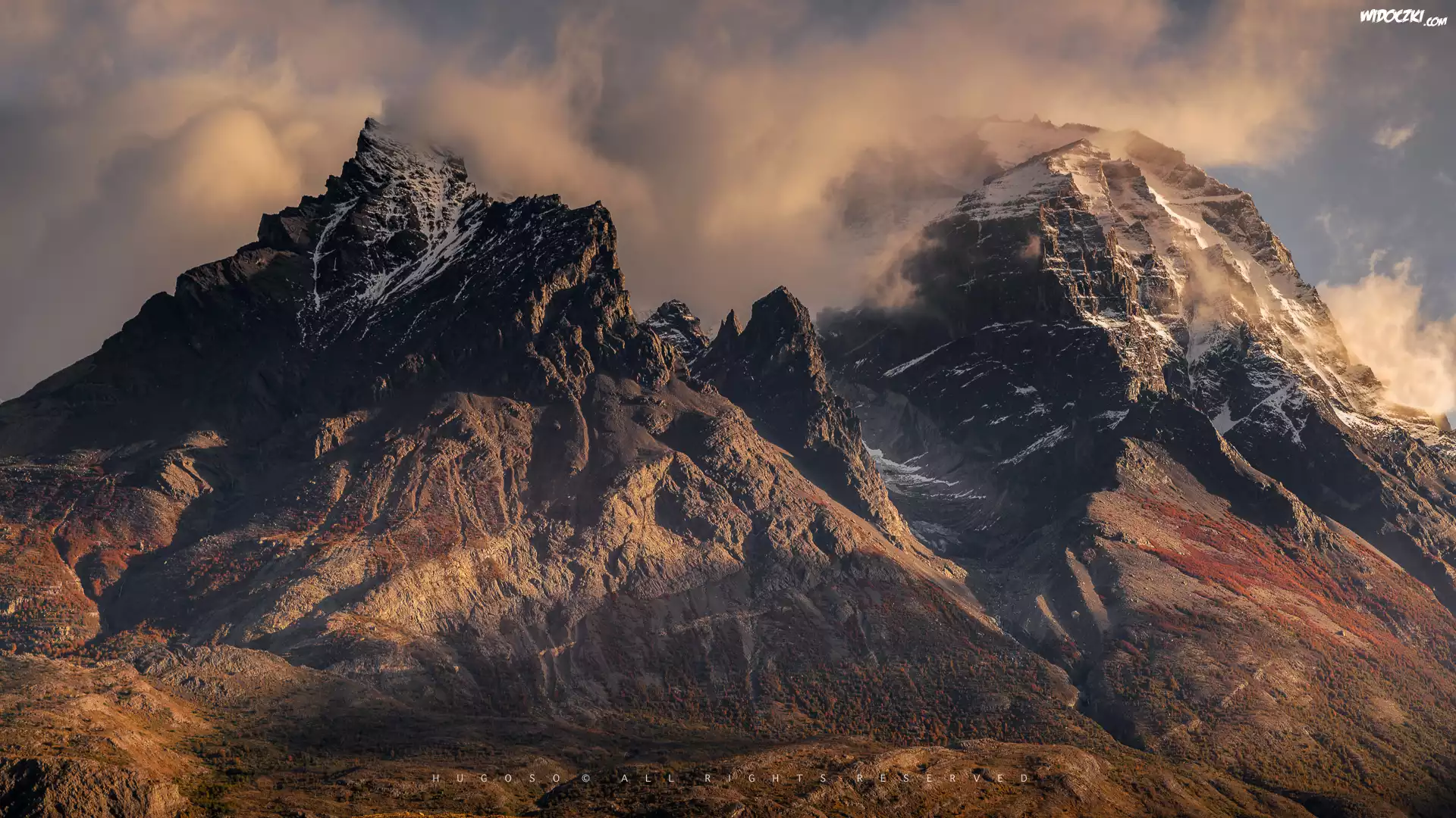Góry, Chmury, Park Narodowy Torres del Paine, Patagonia, Chile