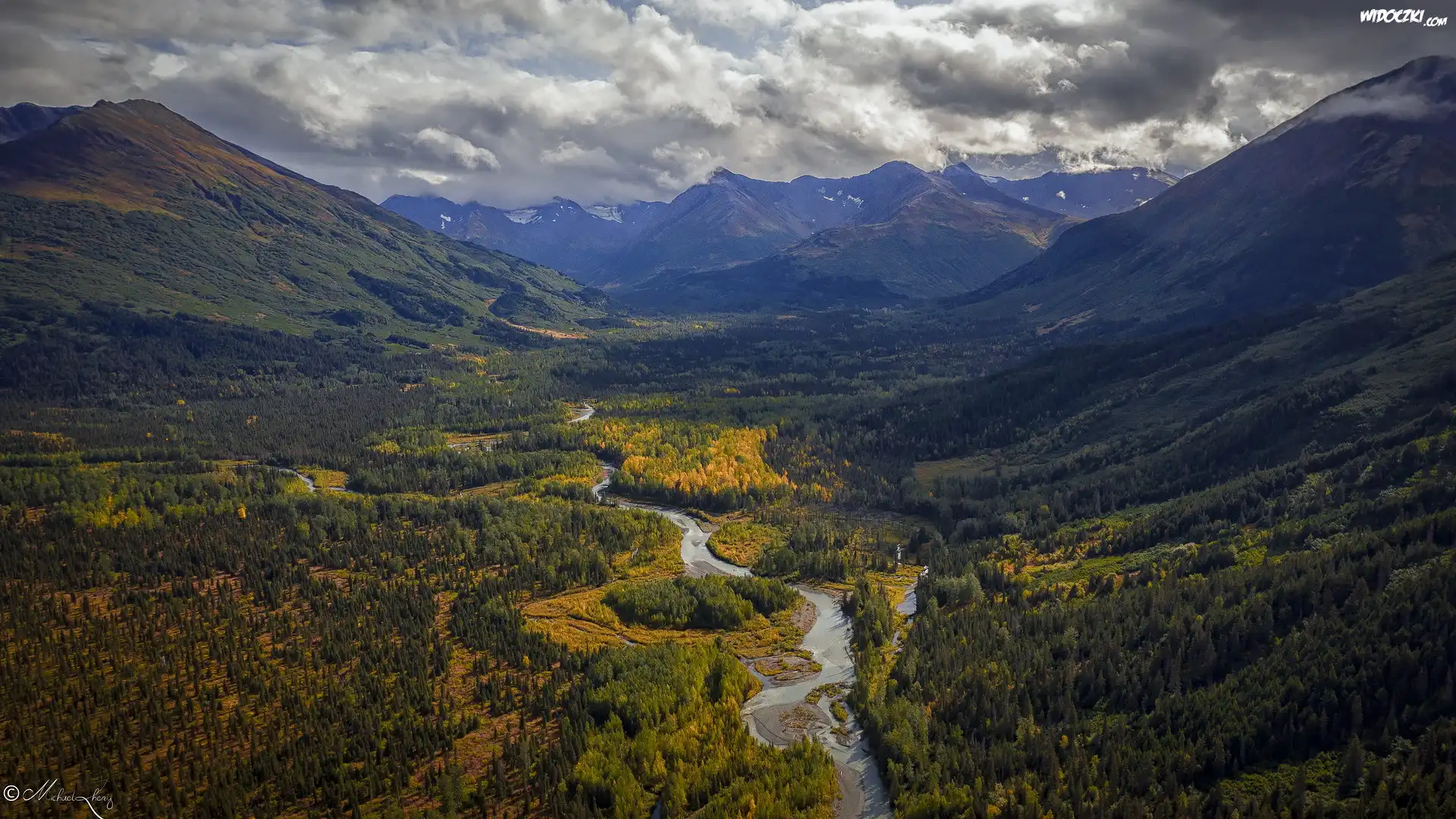 Góry Brooksa, Rzeka, Park Narodowy Wrót Arktyki, Gates of the Arctic, Dolina, Alaska, Stany Zjednoczone