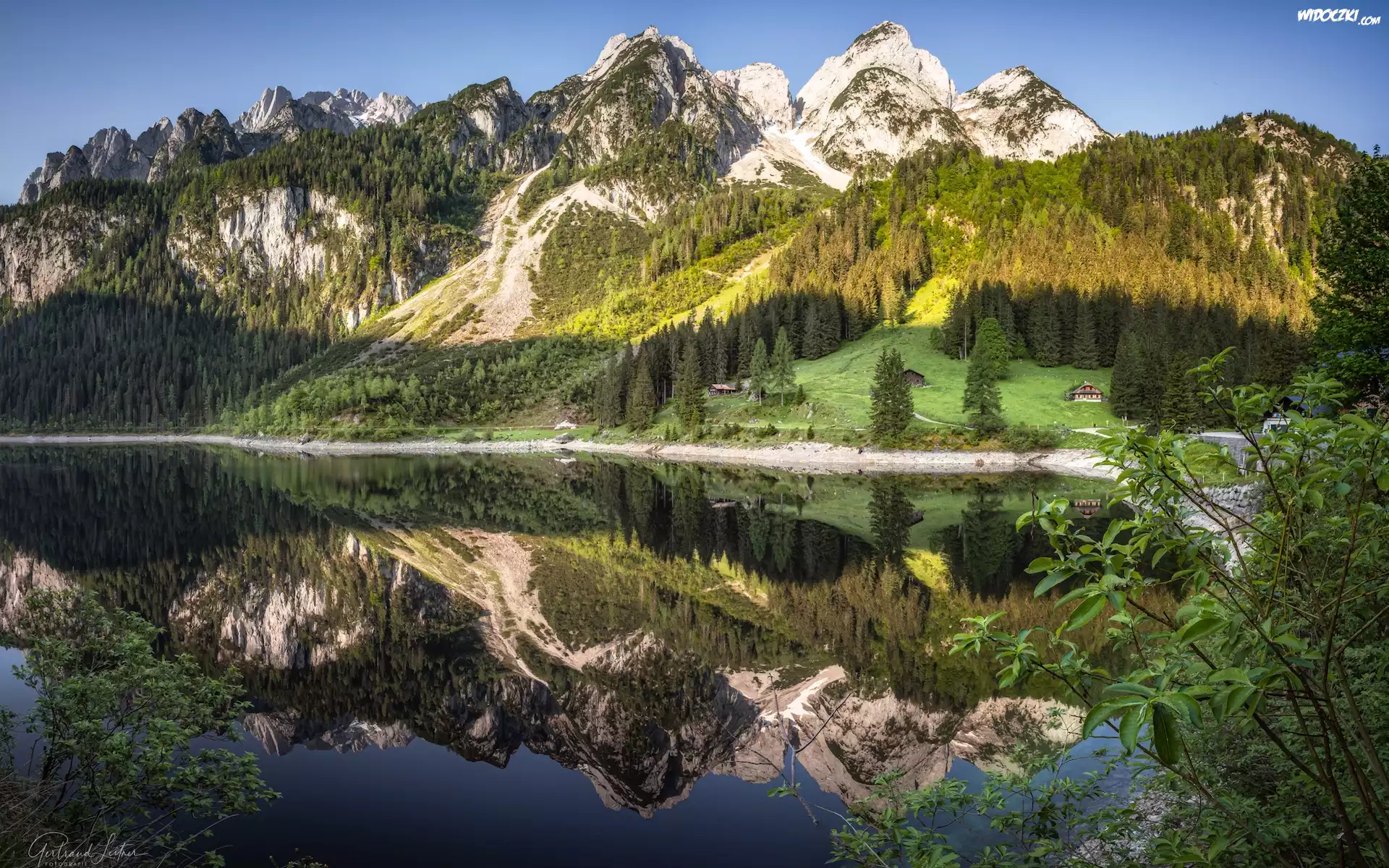 Austria, Góry, Dachstein, Jezioro Gosauseen, Drzewa, Odbicie