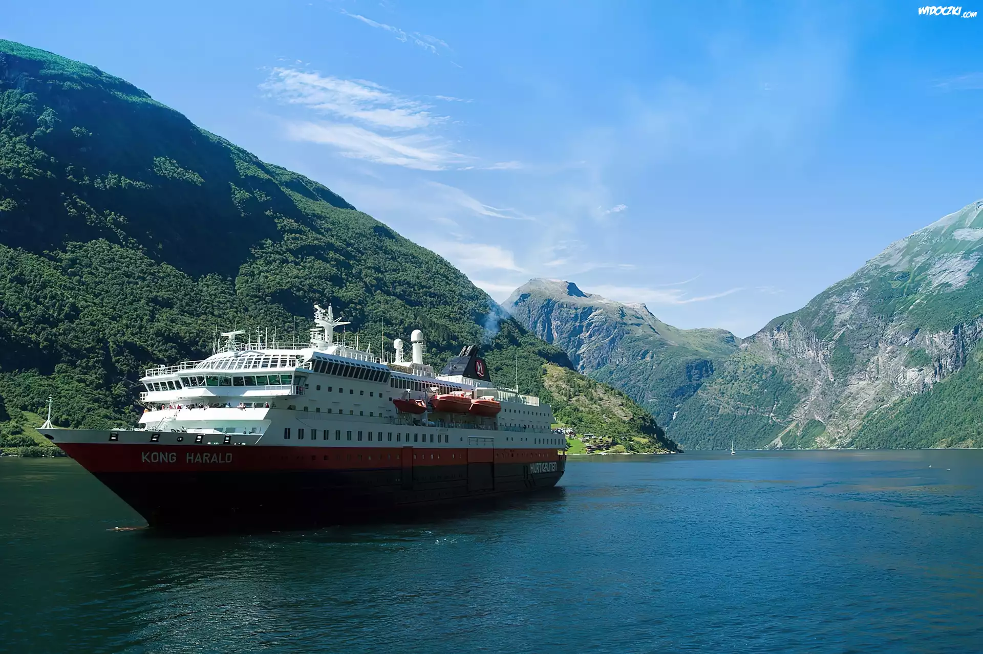 Góry, Statek Kong Harald, Fiord Geiranger, Norwegia