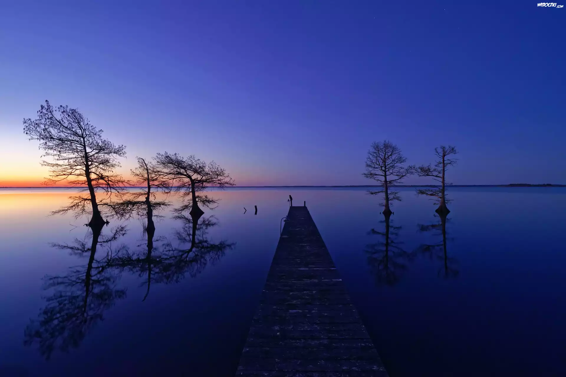 Jezioro, Pomost