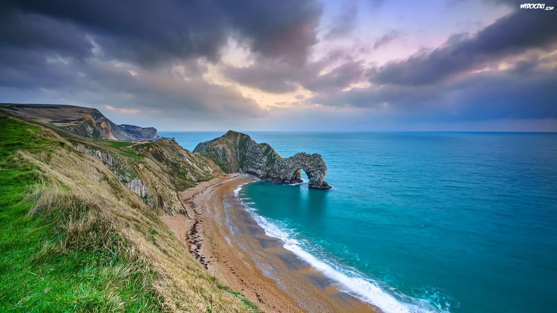 Anglia, Hrabstwo Dorset, Morze, Wybrzeże Jurajskie, Skała, Łuk wapienny, Durdle Door, Chmury