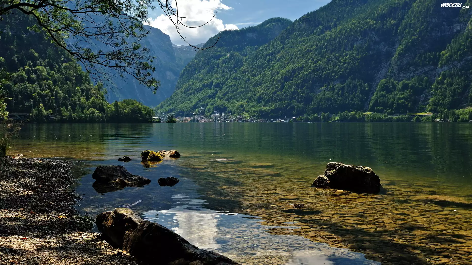 Austria, Hallstatt, Jezioro Hallstättersee, Góry, Alpy, Las, Kamienie