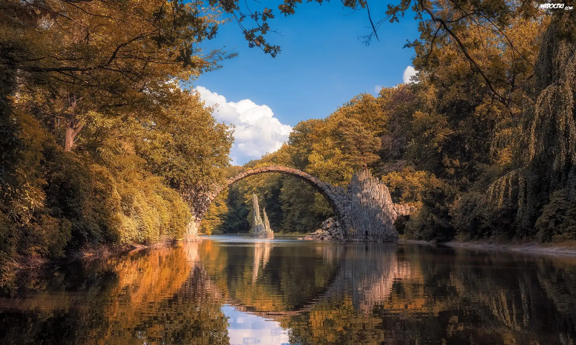 Niemcy, Saksonia, Park Rododendronów Kromlau, Kamienny, Most łukowy, Most Diabła, Jezioro Rakotz