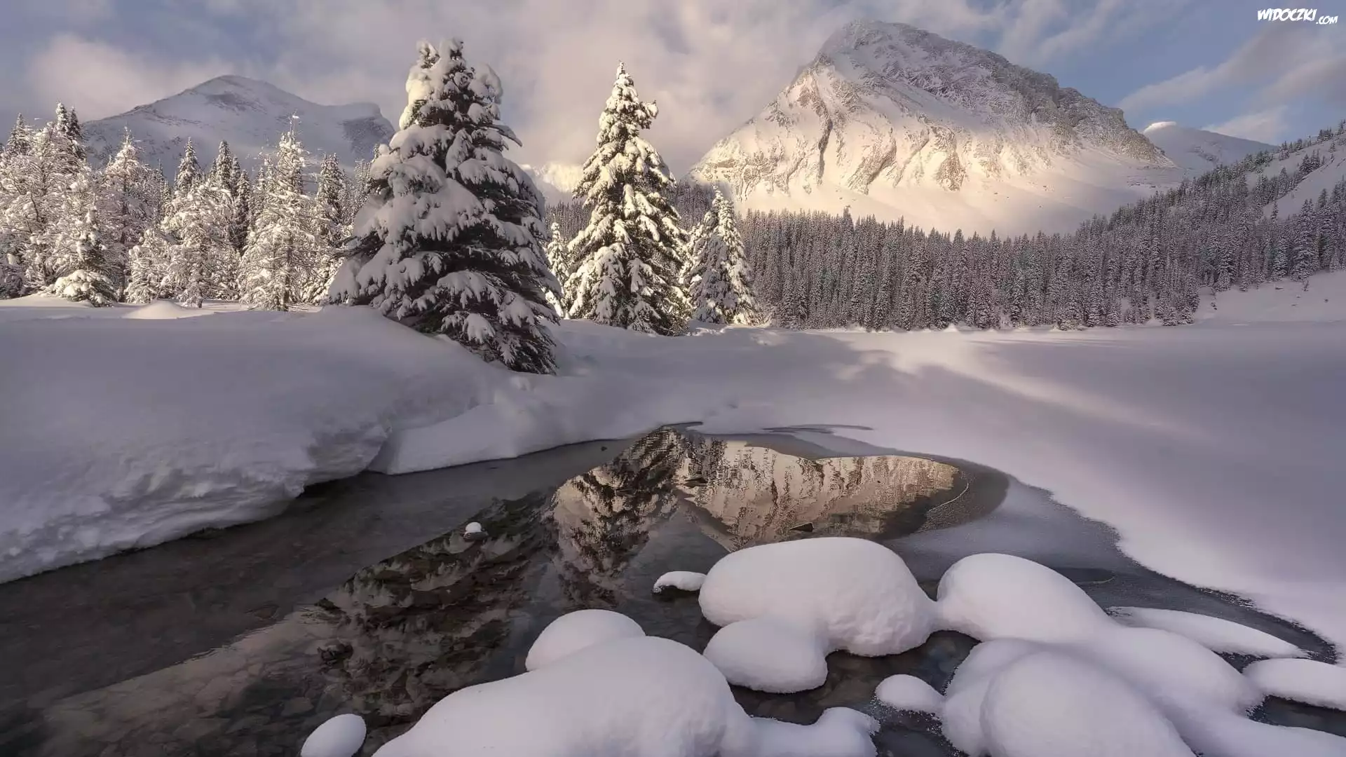 Kanada, Góry, Canadian Rockies, Zima, Las, Drzewa, Rzeka, Śnieg