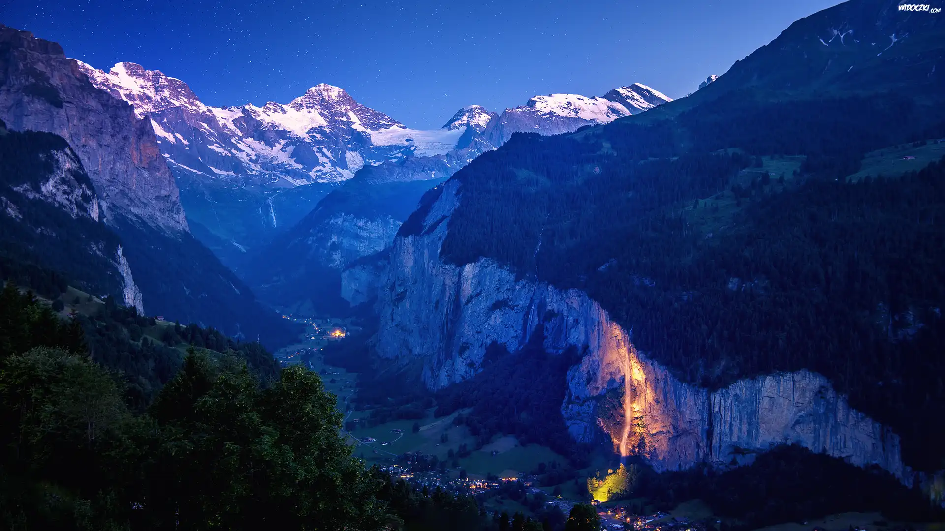Szwajcaria, Kanton Berno, Dolina Lauterbrunnental, Wodospad Staubbachfall